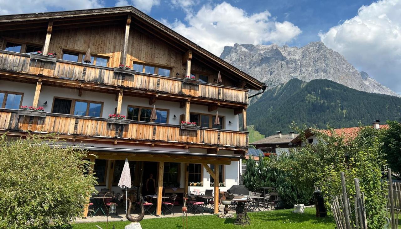 Hotel Zum Urviech -Erwachsenenhotel- (Adults Only) Ehrwald Exterior foto