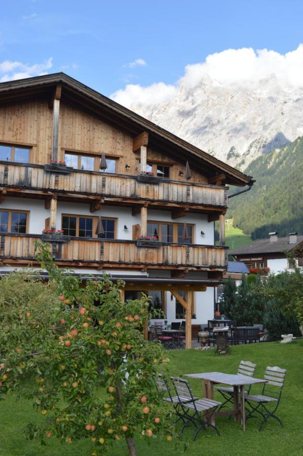 Hotel Zum Urviech -Erwachsenenhotel- (Adults Only) Ehrwald Exterior foto
