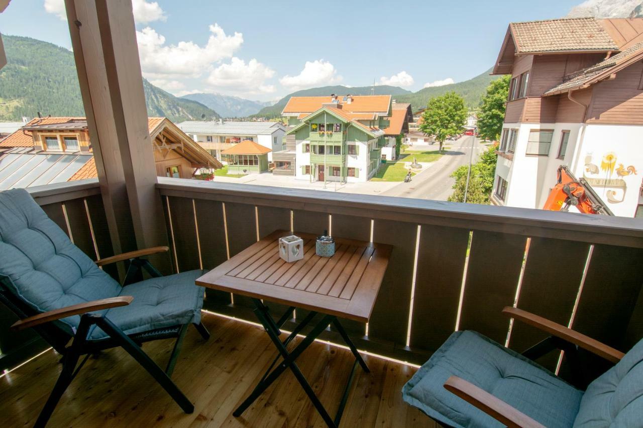 Hotel Zum Urviech -Erwachsenenhotel- (Adults Only) Ehrwald Exterior foto